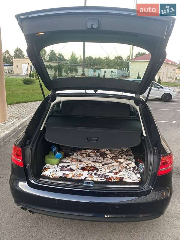 Универсал Audi A4 2013 в Демидовке