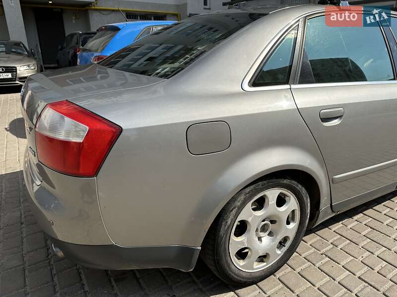 Седан Audi A4 2005 в Львове