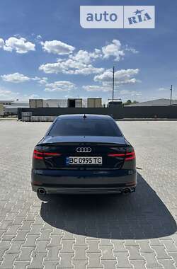Седан Audi A4 2018 в Львове
