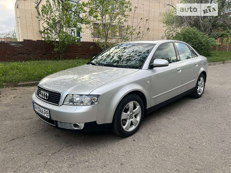Седан Audi A4 2001 в Слов'янську