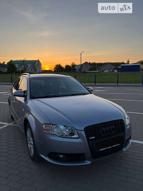 Універсал Audi A4 2005 в Нововолинську