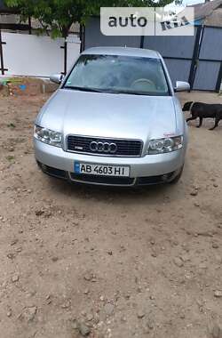 Седан Audi A4 2001 в Могилев-Подольске