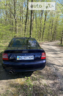 Седан Audi A4 1996 в Чорткові