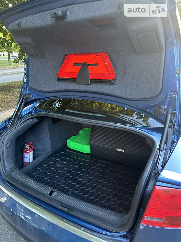 Седан Audi A4 2005 в Харькове