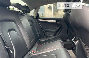 Седан Audi A4 2014 в Львове