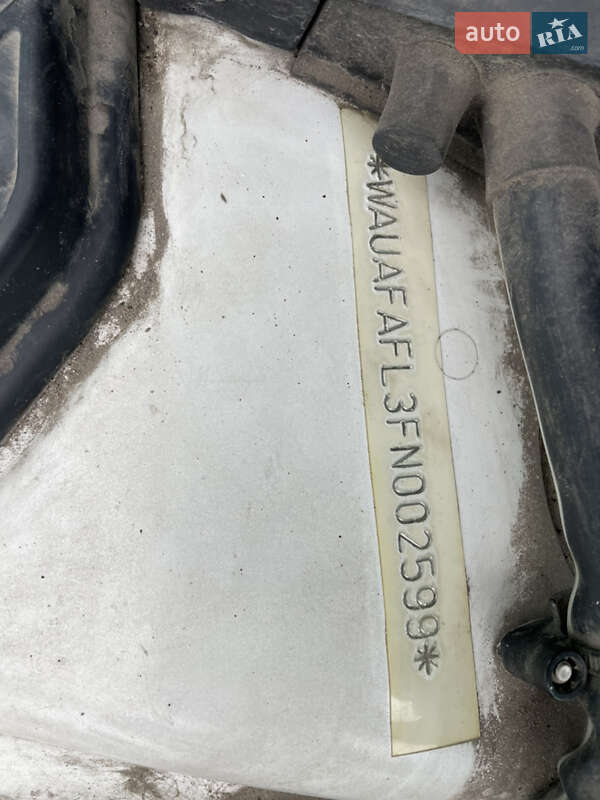 Седан Audi A4 2014 в Вознесенске