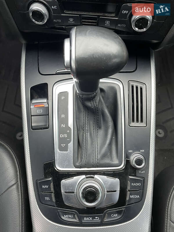 Седан Audi A4 2014 в Вознесенске