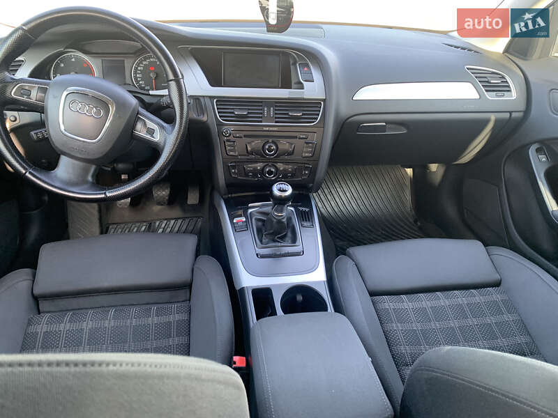 Универсал Audi A4 2010 в Полтаве