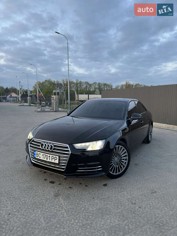 Седан Audi A4 2017 в Львове