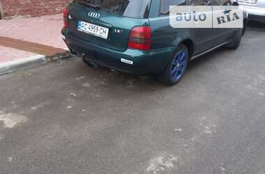 Седан Audi A4 1996 в Тернополі