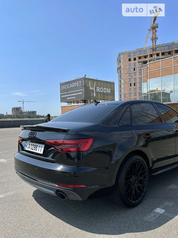 Седан Audi A4 2016 в Хмельницком