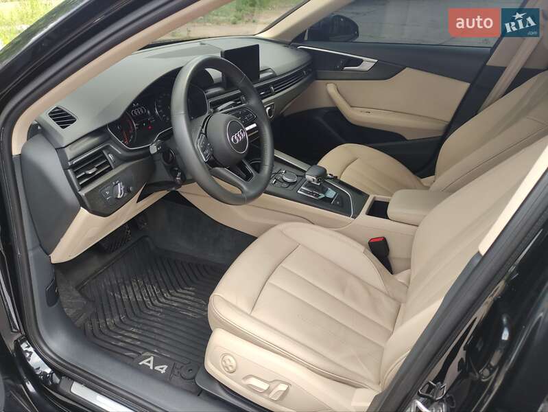 Седан Audi A4 2019 в Каменском