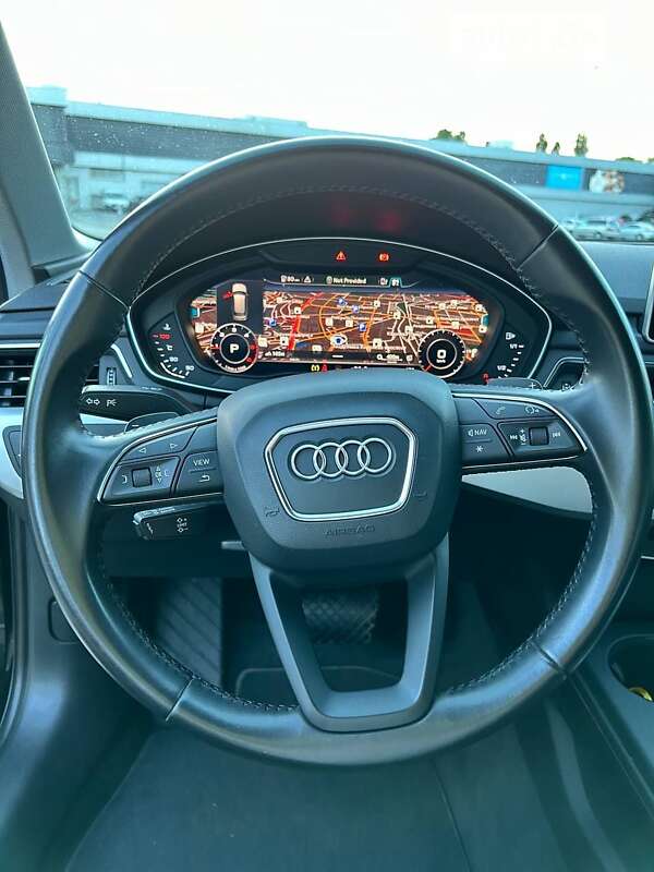 Универсал Audi A4 2017 в Киеве