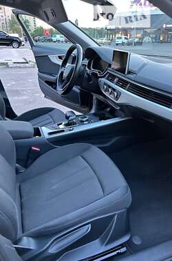 Универсал Audi A4 2017 в Киеве