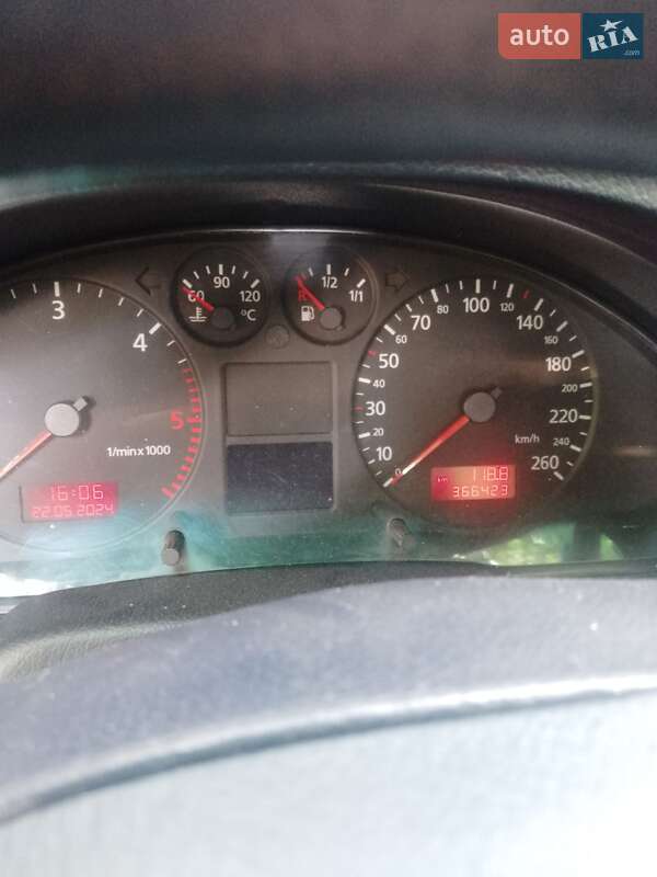 Универсал Audi A4 2000 в Лимане