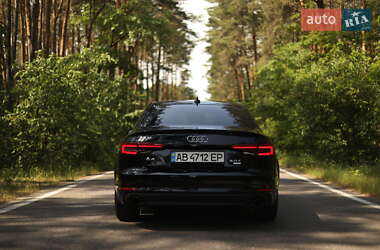 Седан Audi A4 2017 в 