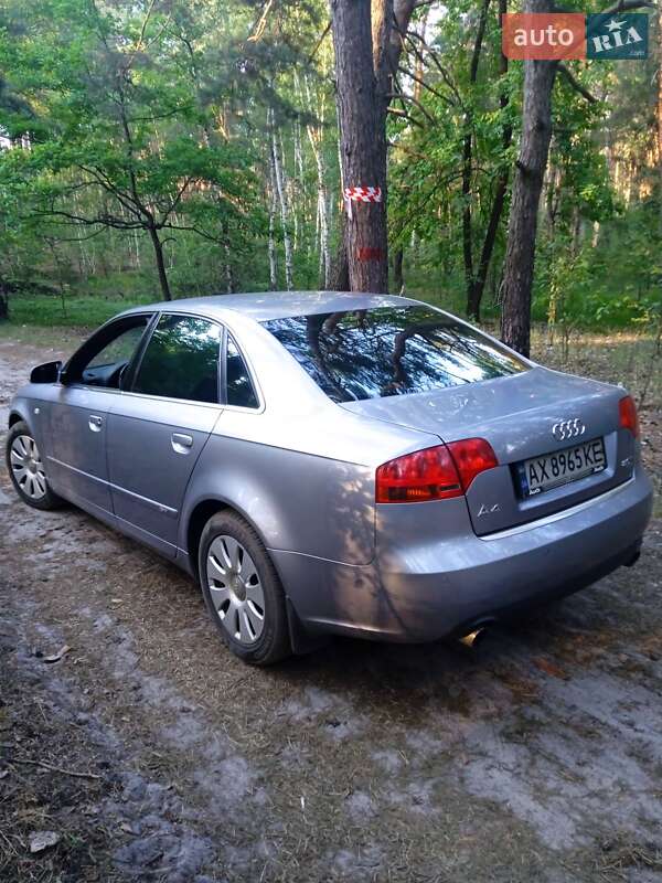 Седан Audi A4 2004 в Харькове