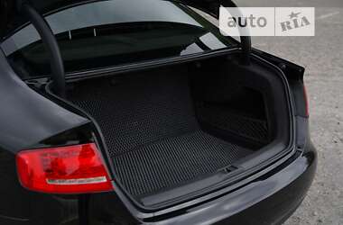 Седан Audi A4 2011 в 