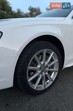 Седан Audi A4 2014 в Одессе