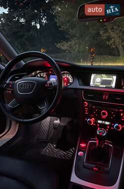 Седан Audi A4 2014 в Одессе