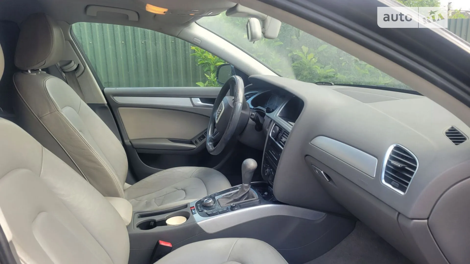 2011 Audi A4 - мініатюра 10