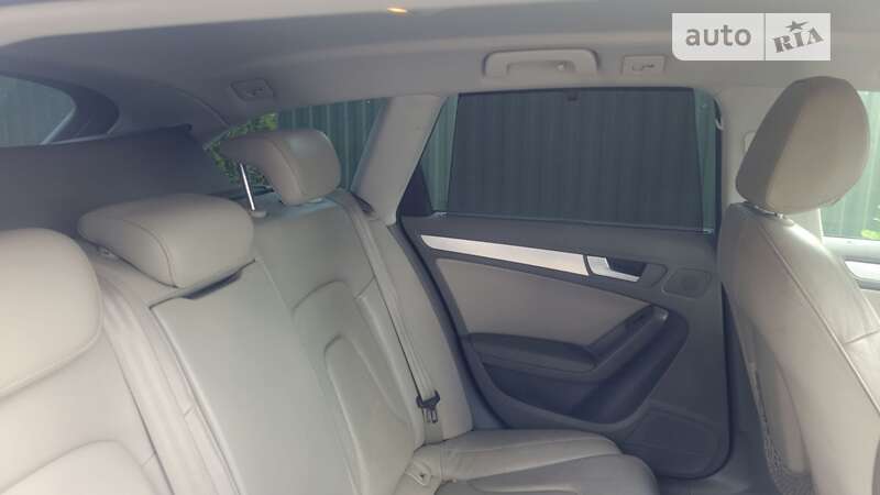 Универсал Audi A4 2011 в Тысменице