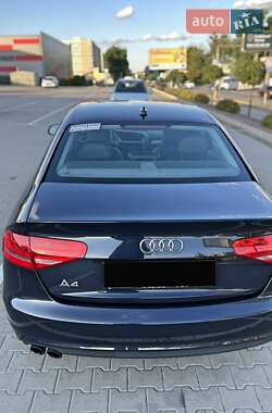Седан Audi A4 2013 в 