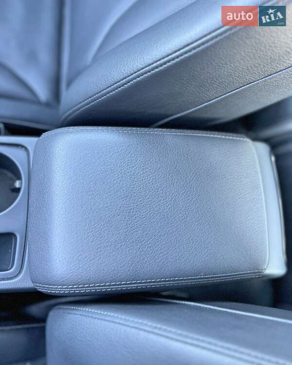 Седан Audi A4 2013 в Киеве фото 40 Седан Audi A4 2013 в Киеве