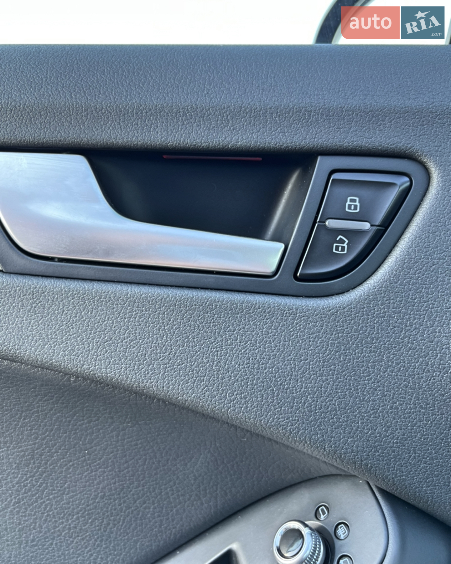 2013 Audi A4 - мініатюра 47