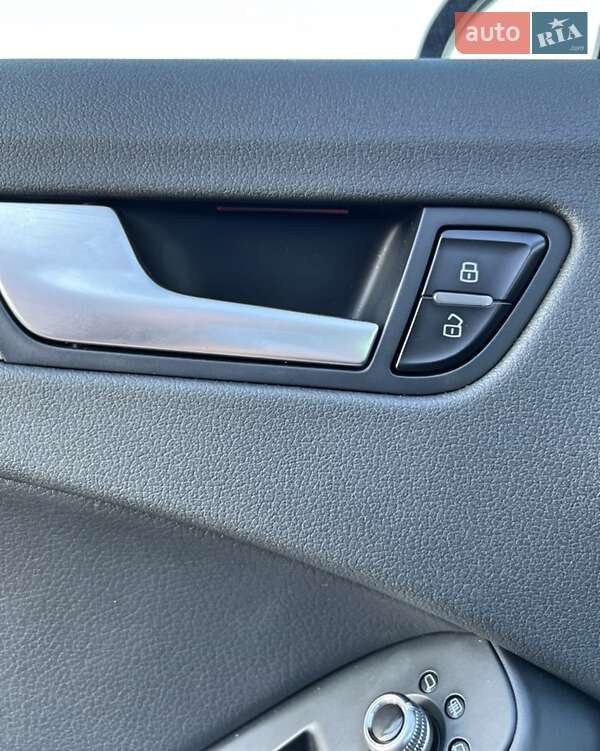 Седан Audi A4 2013 в Киеве фото 47 Седан Audi A4 2013 в Киеве
