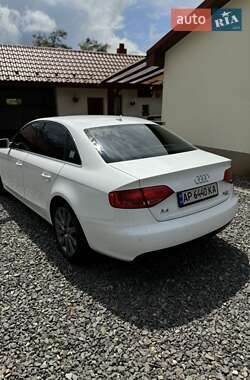 Седан Audi A4 2010 в Хусте