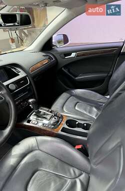 Седан Audi A4 2010 в Хусте
