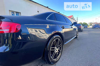 Седан Audi A4 2011 в Києві