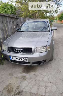 Универсал Audi A4 2002 в Вишневом