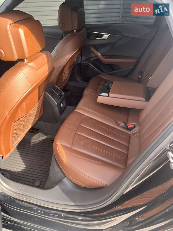 Седан Audi A4 2016 в Києві