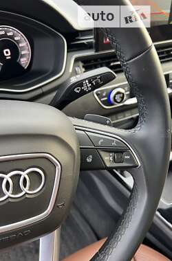 Седан Audi A4 2021 в 