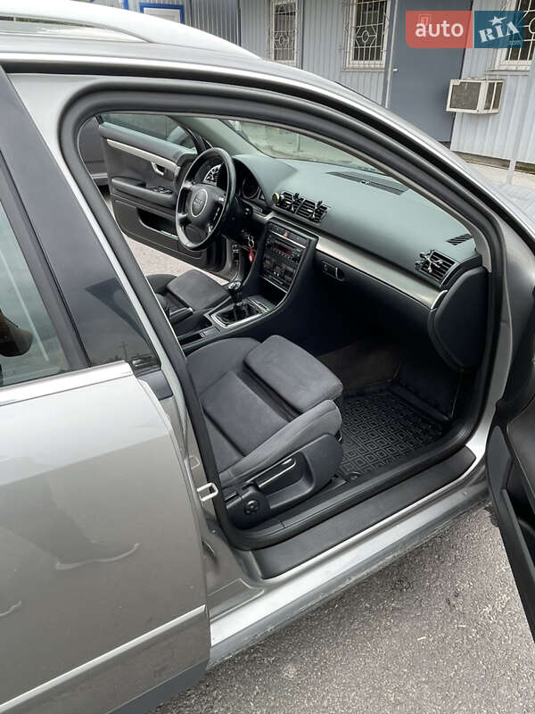 Универсал Audi A4 2003 в Любомле