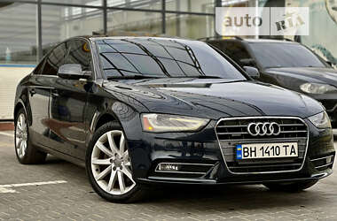 Седан Audi A4 2012 в Измаиле