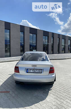 Седан Audi A4 1999 в Калуші