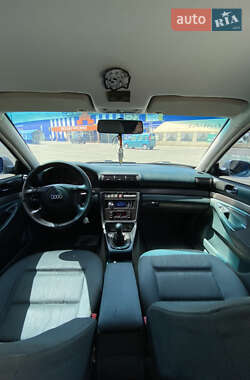Седан Audi A4 1999 в Калуші
