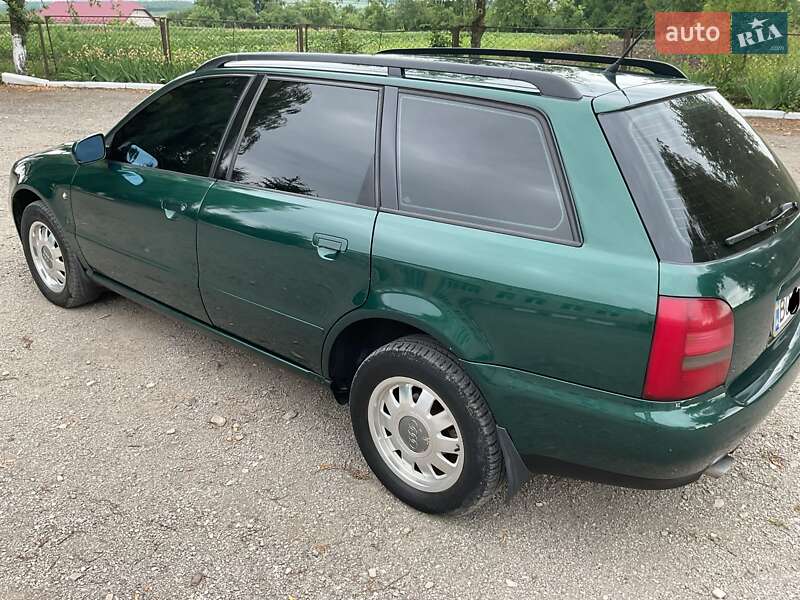 Универсал Audi A4 1997 в Бучаче