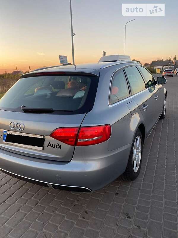 Универсал Audi A4 2009 в Чернигове