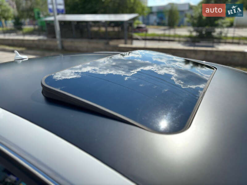 Седан Audi A4 2014 в Вінниці