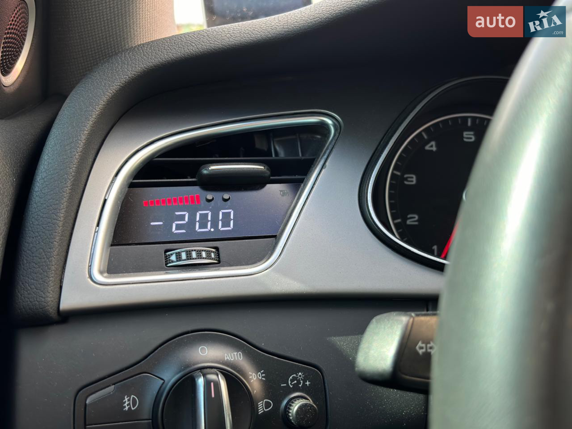 2014 Audi A4 - мініатюра 49