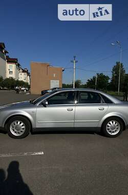 Седан Audi A4 2001 в Киеве