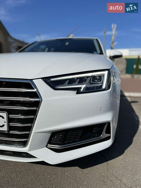 Седан Audi A4 2017 в Черкассах