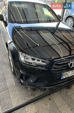 Седан Audi A4 2019 в Львове