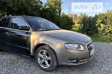 Седан Audi A4 2006 в Виноградові