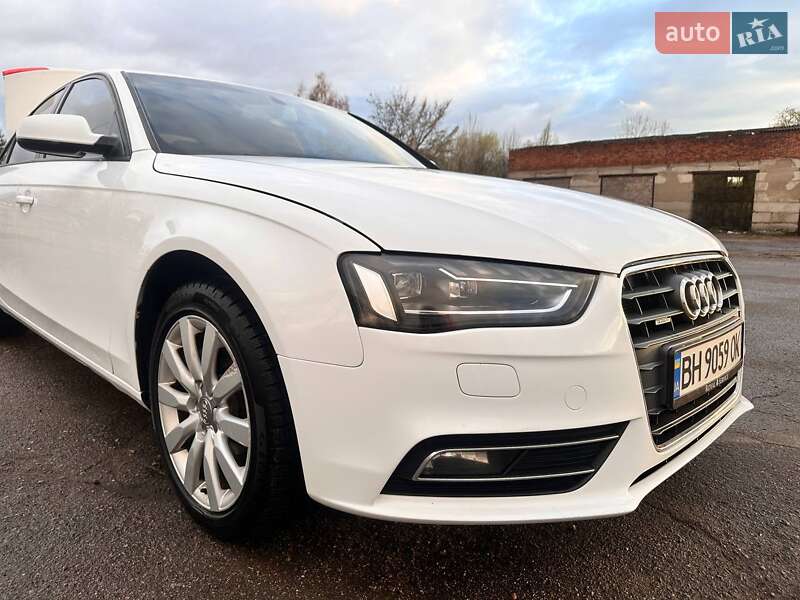 Седан Audi A4 2012 в Черняхове фото 6 Седан Audi A4 2012 в Черняхове
