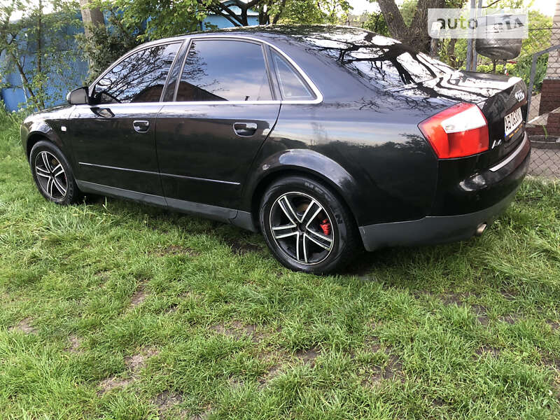 Седан Audi A4 2001 в Виннице